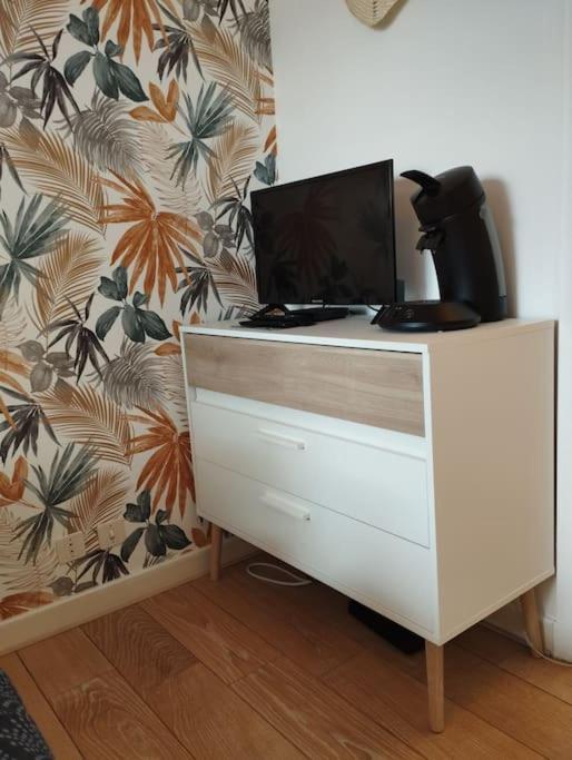 Ferienwohnung Le Ptit Nid De Louviers Tv/Fibre Exterior foto